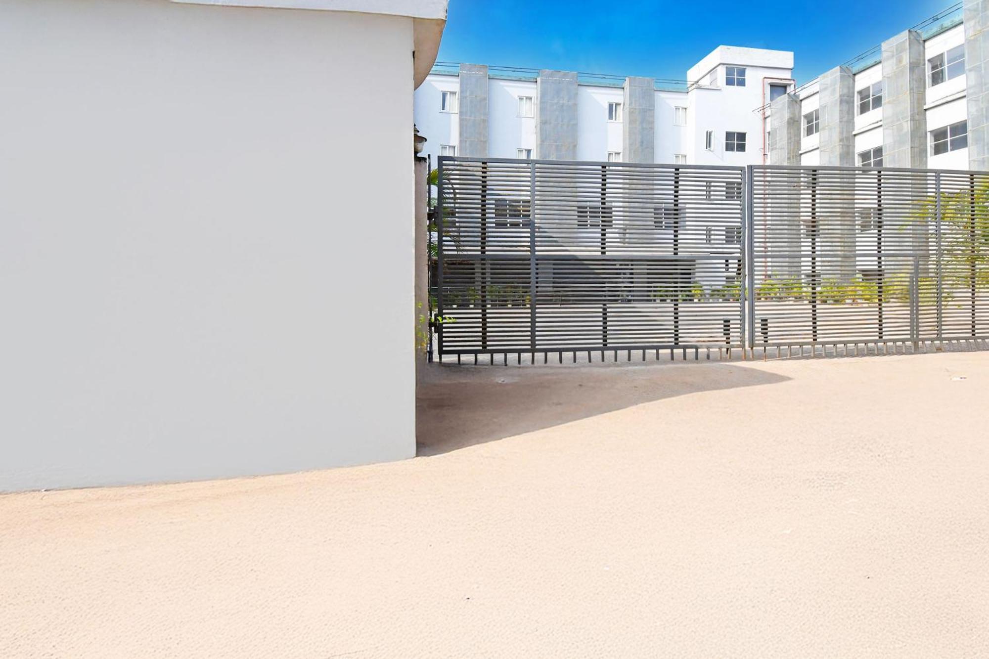Hotel Super Townhouse Mancheswar Industrial Estate Bhubaneswar Esterno foto