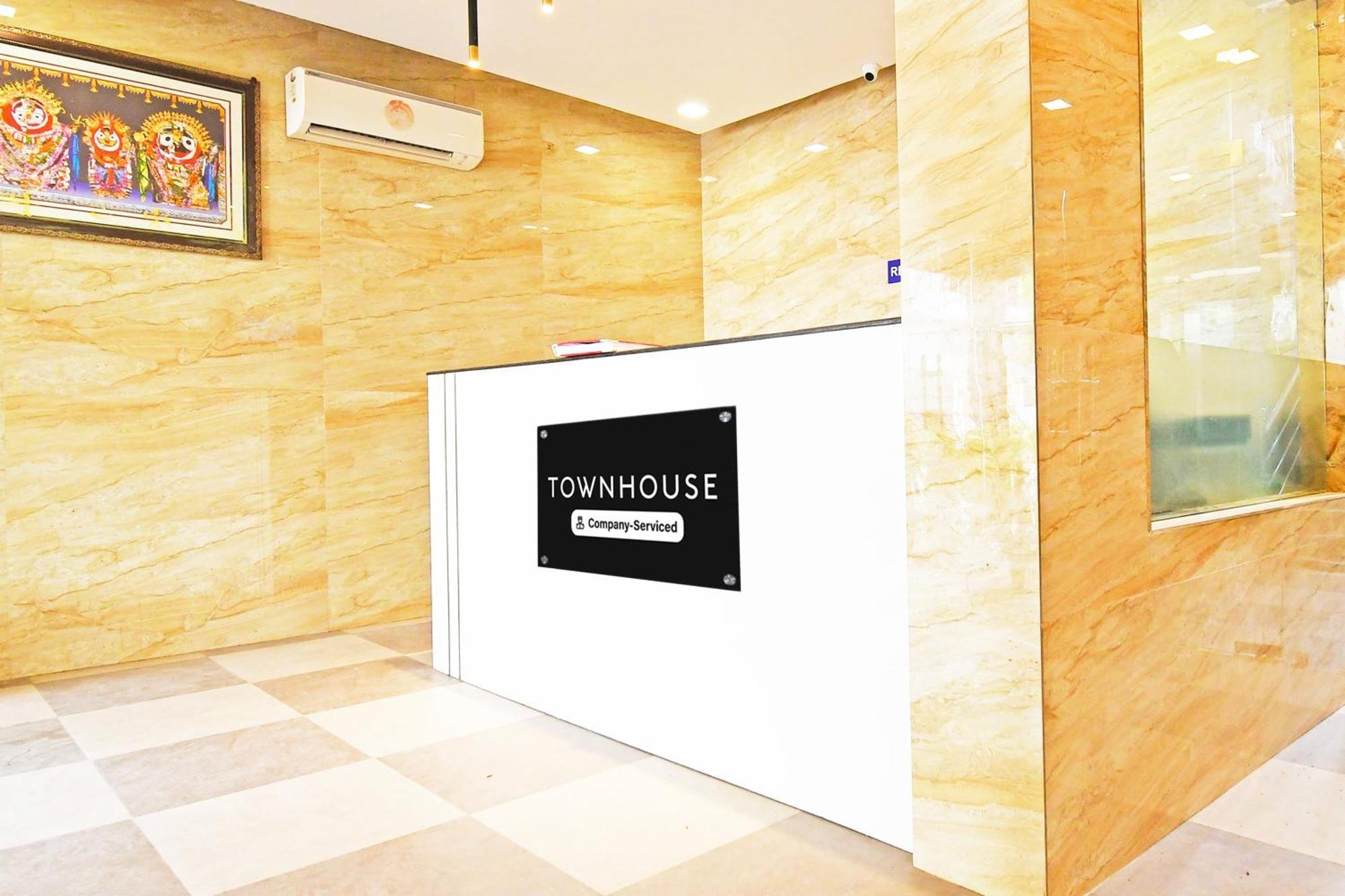 Hotel Super Townhouse Mancheswar Industrial Estate Bhubaneswar Esterno foto