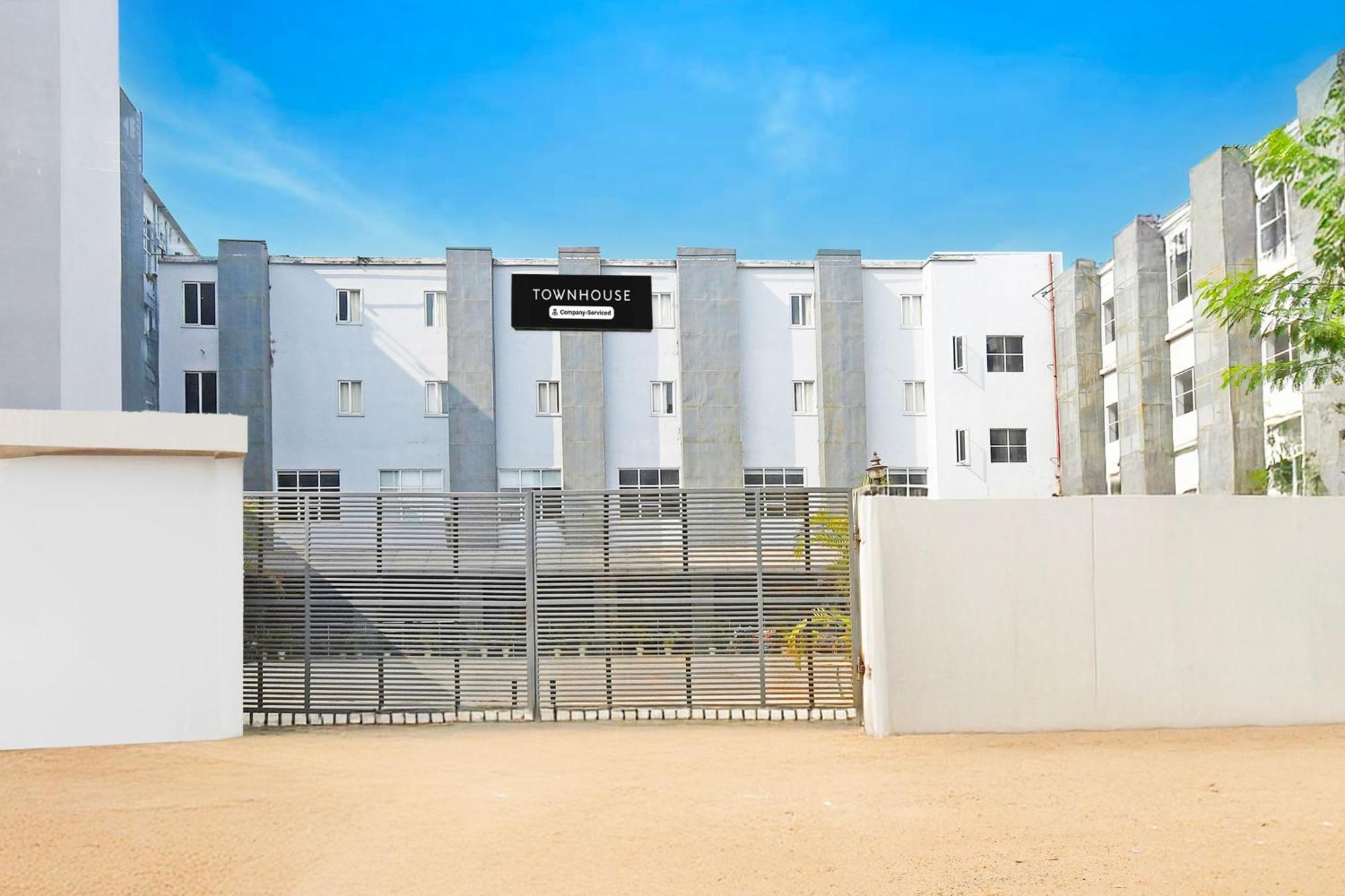 Hotel Super Townhouse Mancheswar Industrial Estate Bhubaneswar Esterno foto