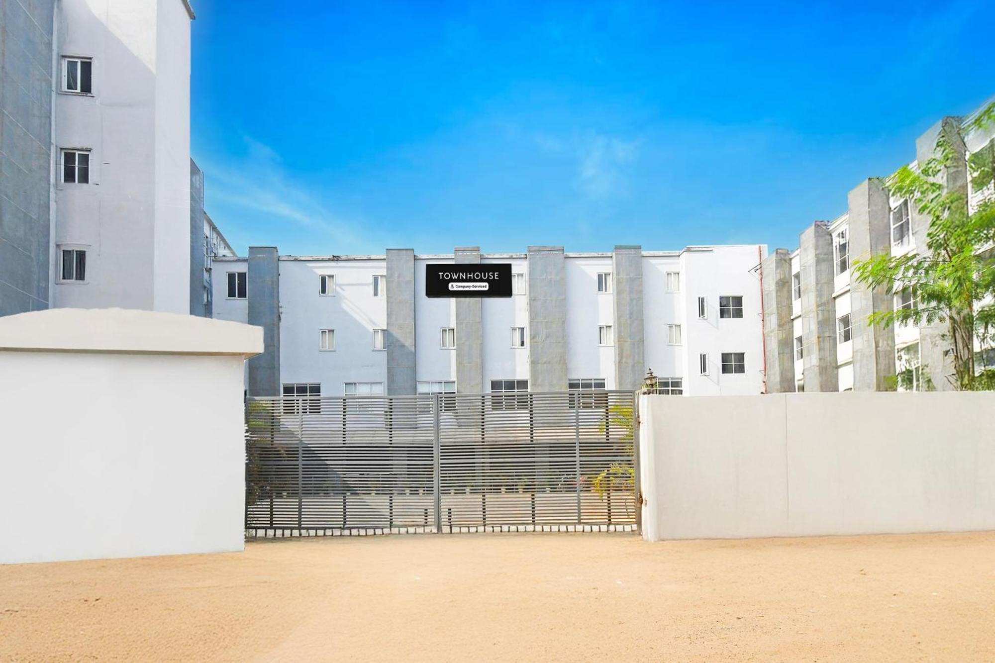 Hotel Super Townhouse Mancheswar Industrial Estate Bhubaneswar Esterno foto